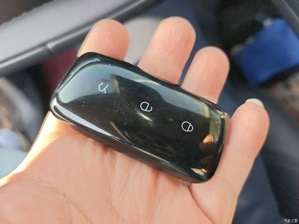 Geely Galaxy E5, 2025 17
