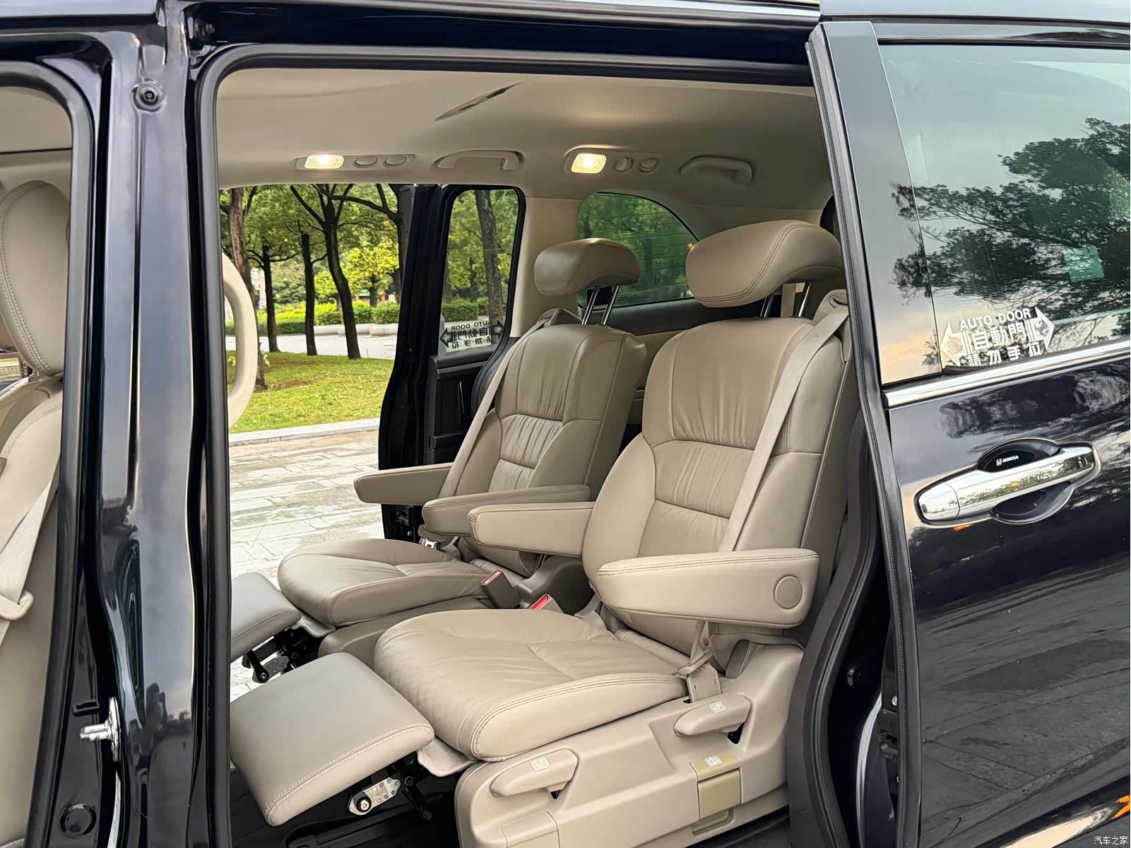 Honda Odyssey, 2015 12