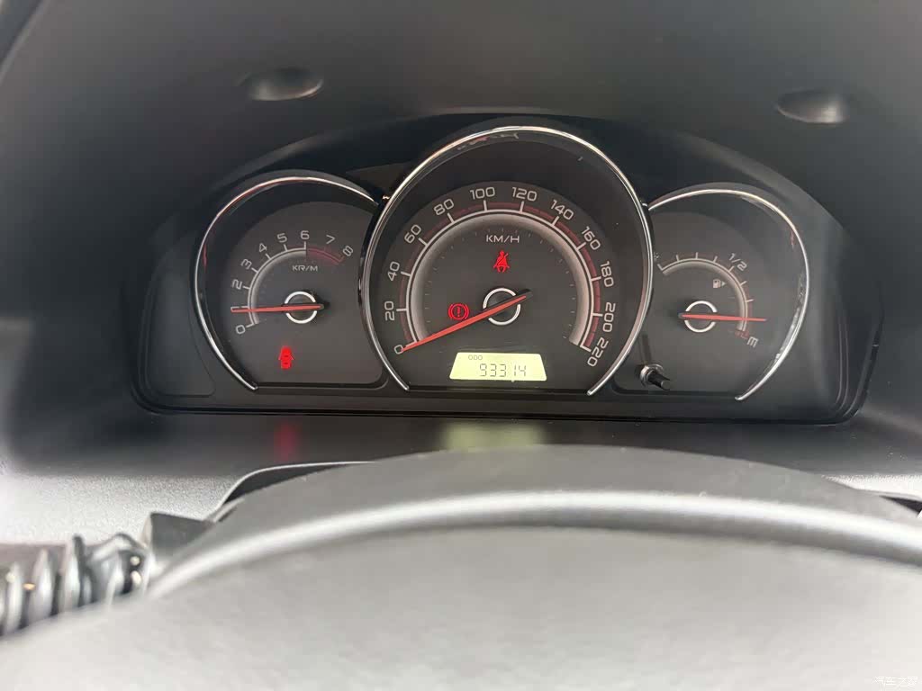Wuling 630, 2013 4