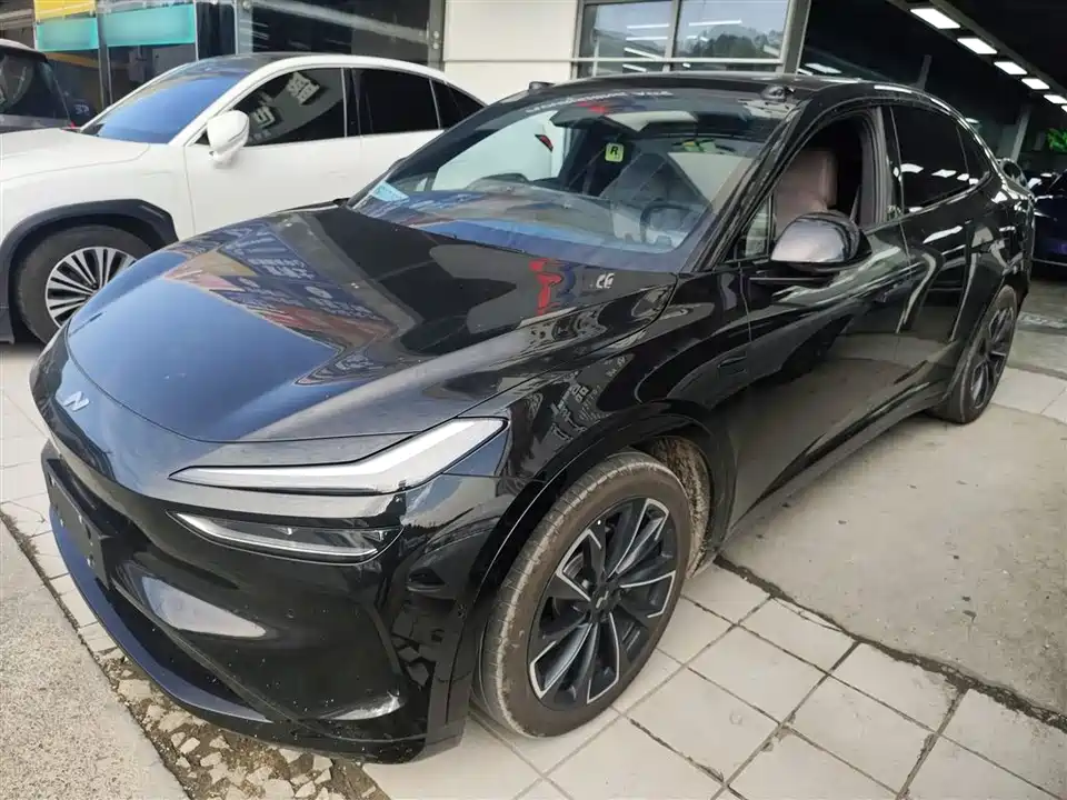 NIO L60