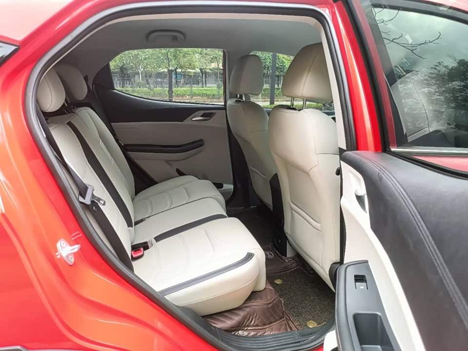 BYD Yuan Pro BYD Yuan Pro