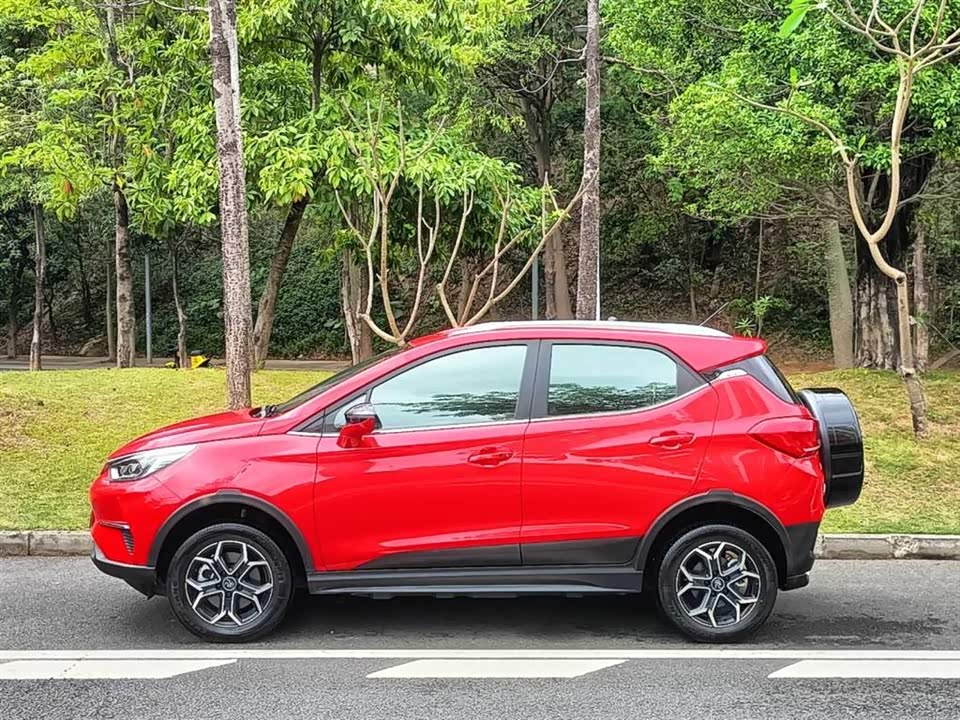 BYD Yuan Pro BYD Yuan Pro