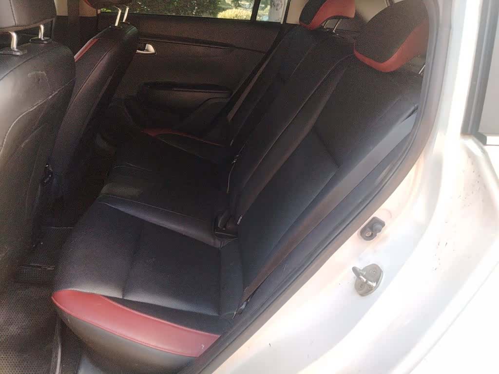 Kia KX, 2018 18
