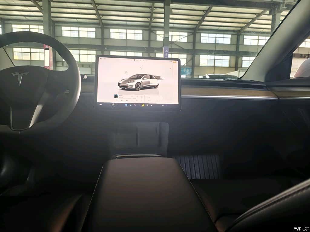 Tesla Model 3, 2022 7