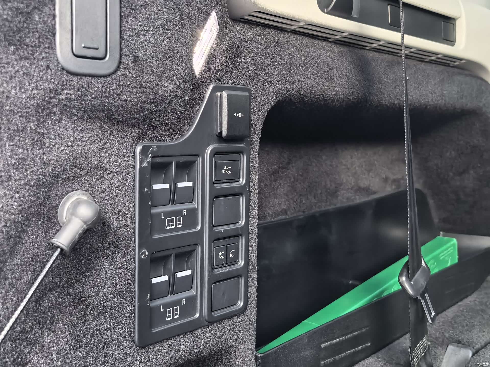 Land Rover Discovery, 2021 16