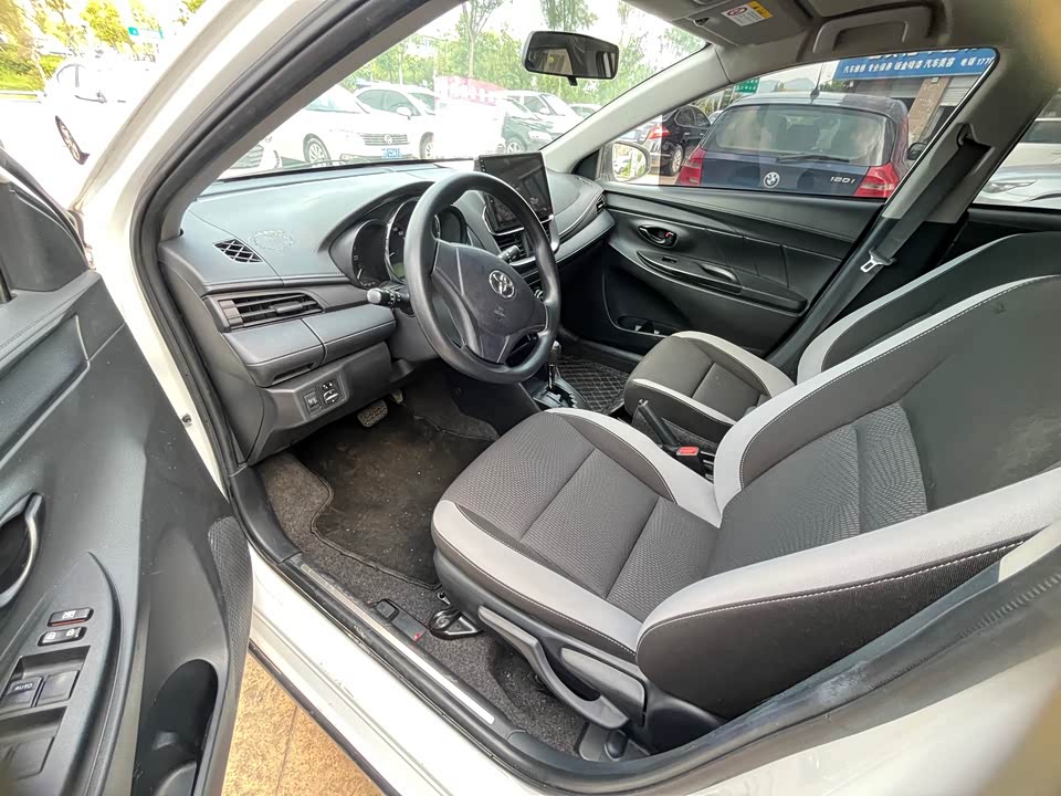 Toyota YARiS L Zhixuan