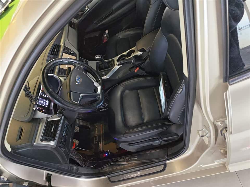 Geely Emgrand GL