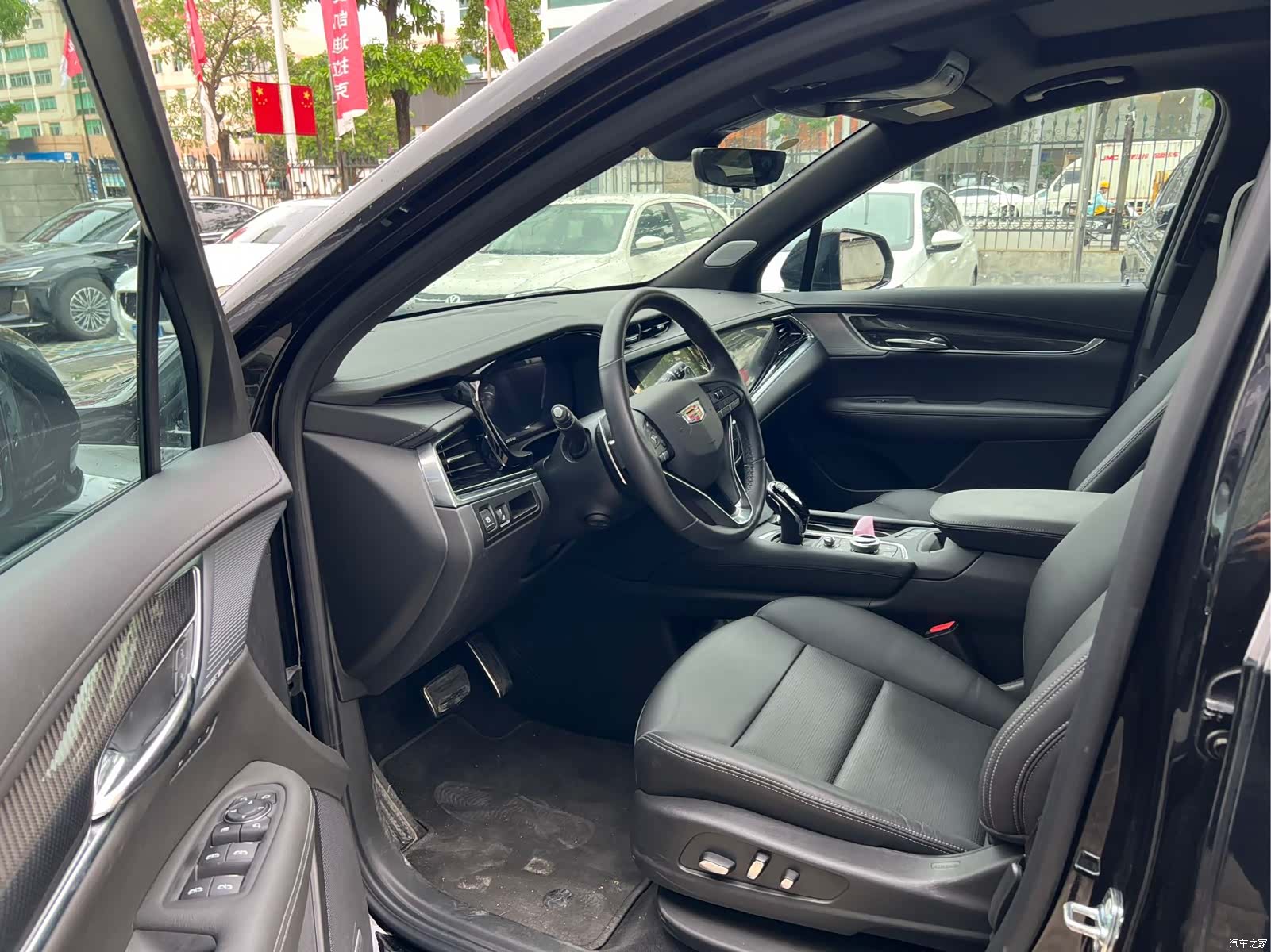 Cadillac XT6, 2026 10