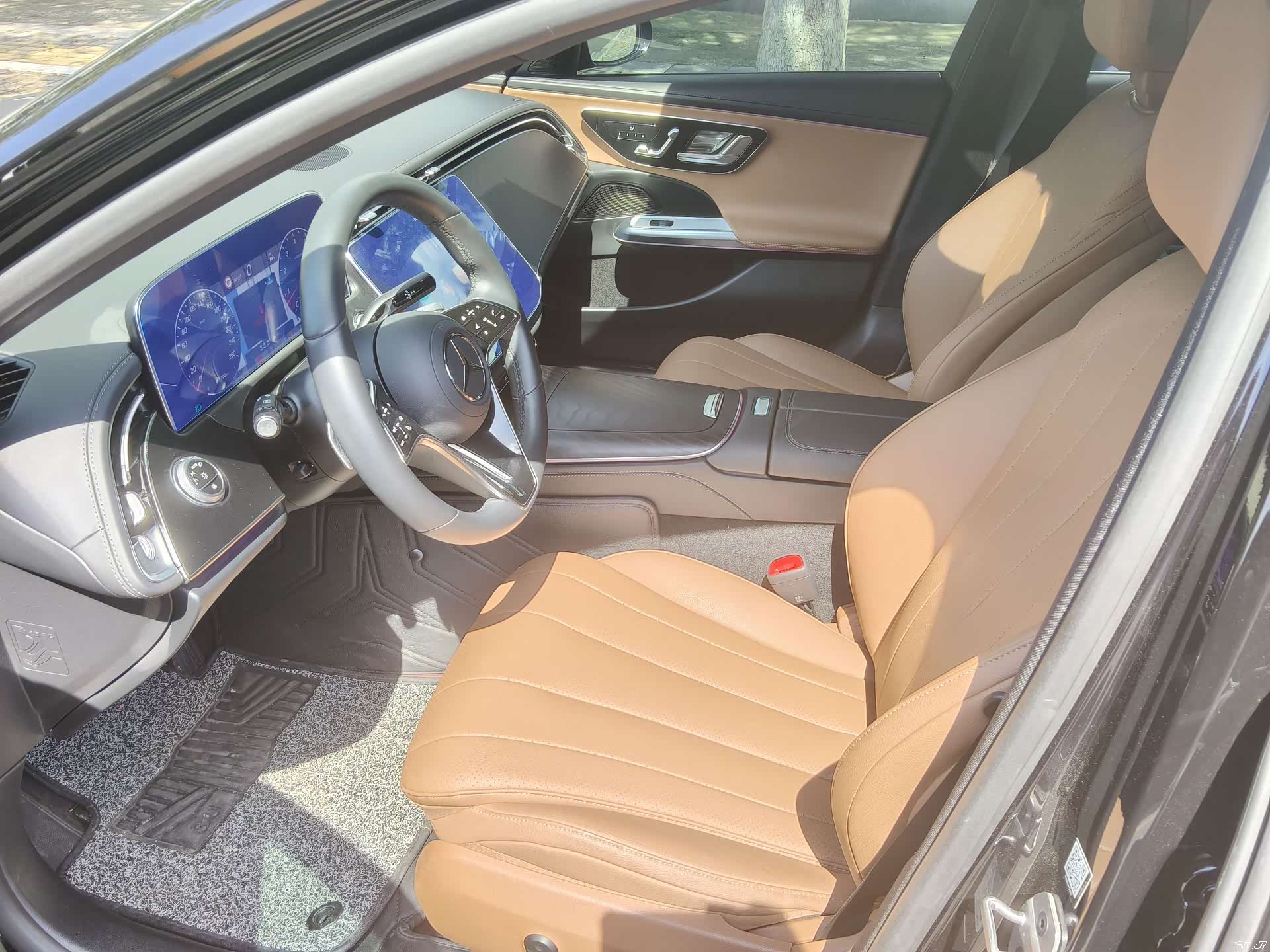 Mercedes-Benz E-Class, 2025 все фото