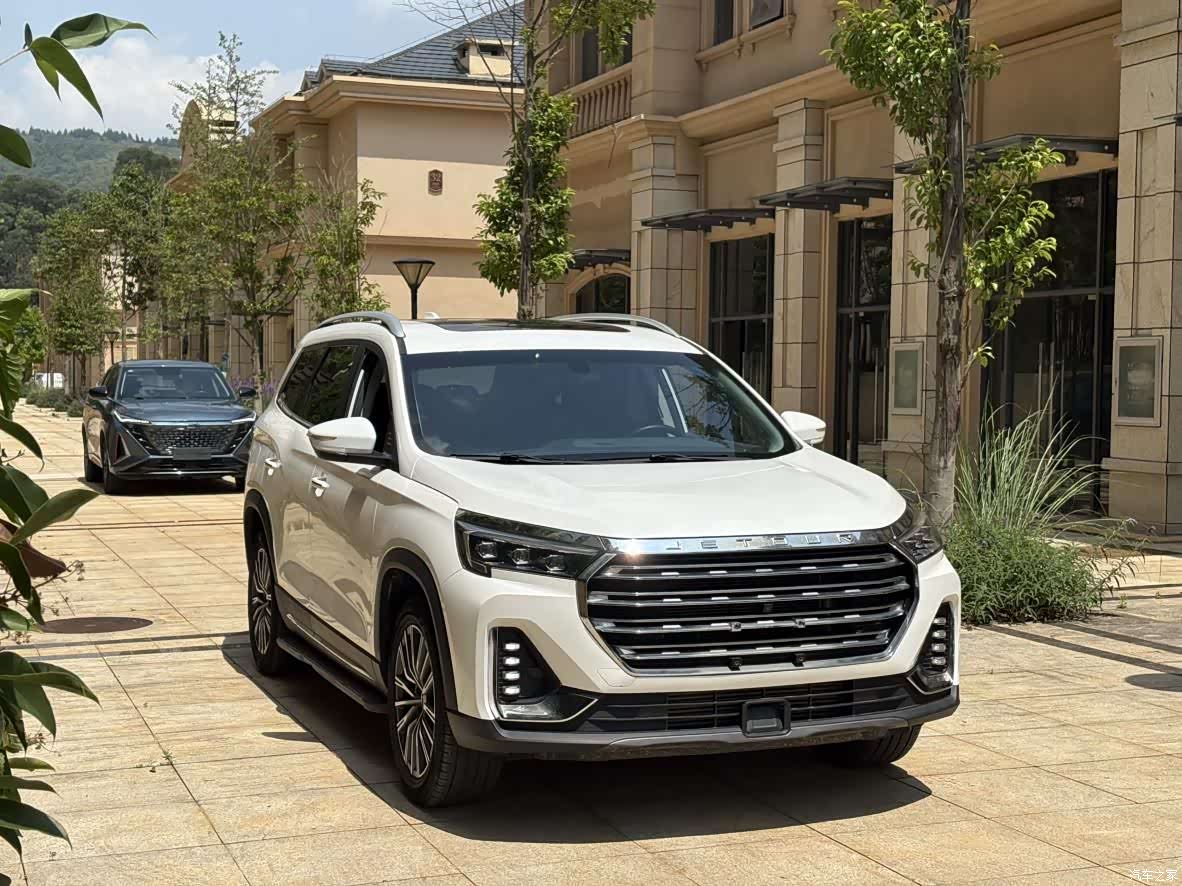 Jetour X90, 2021 3
