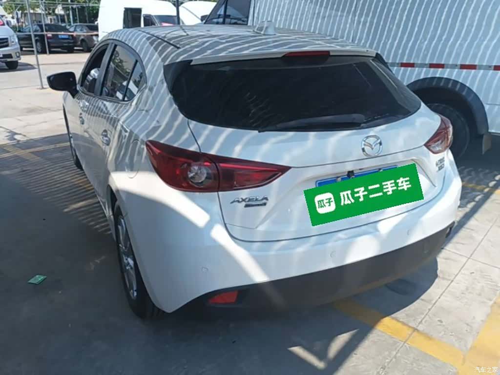 Mazda Mazda3, 2016 все фото