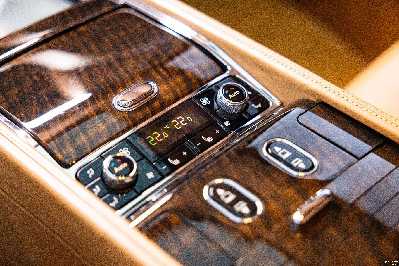 Bentley Mulsanne, 2017 14