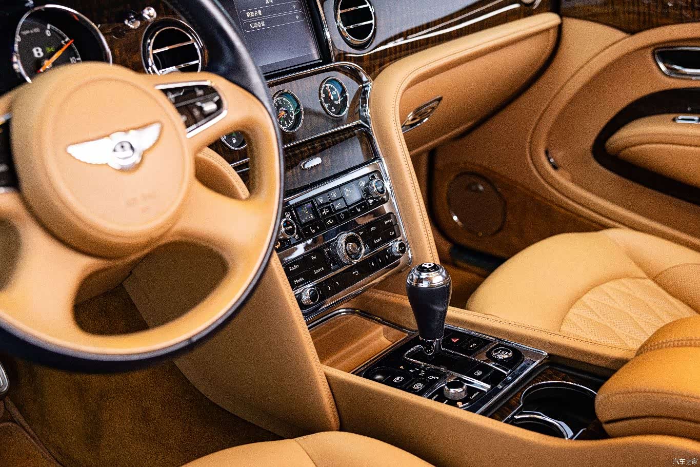 Bentley Mulsanne, 2017 8