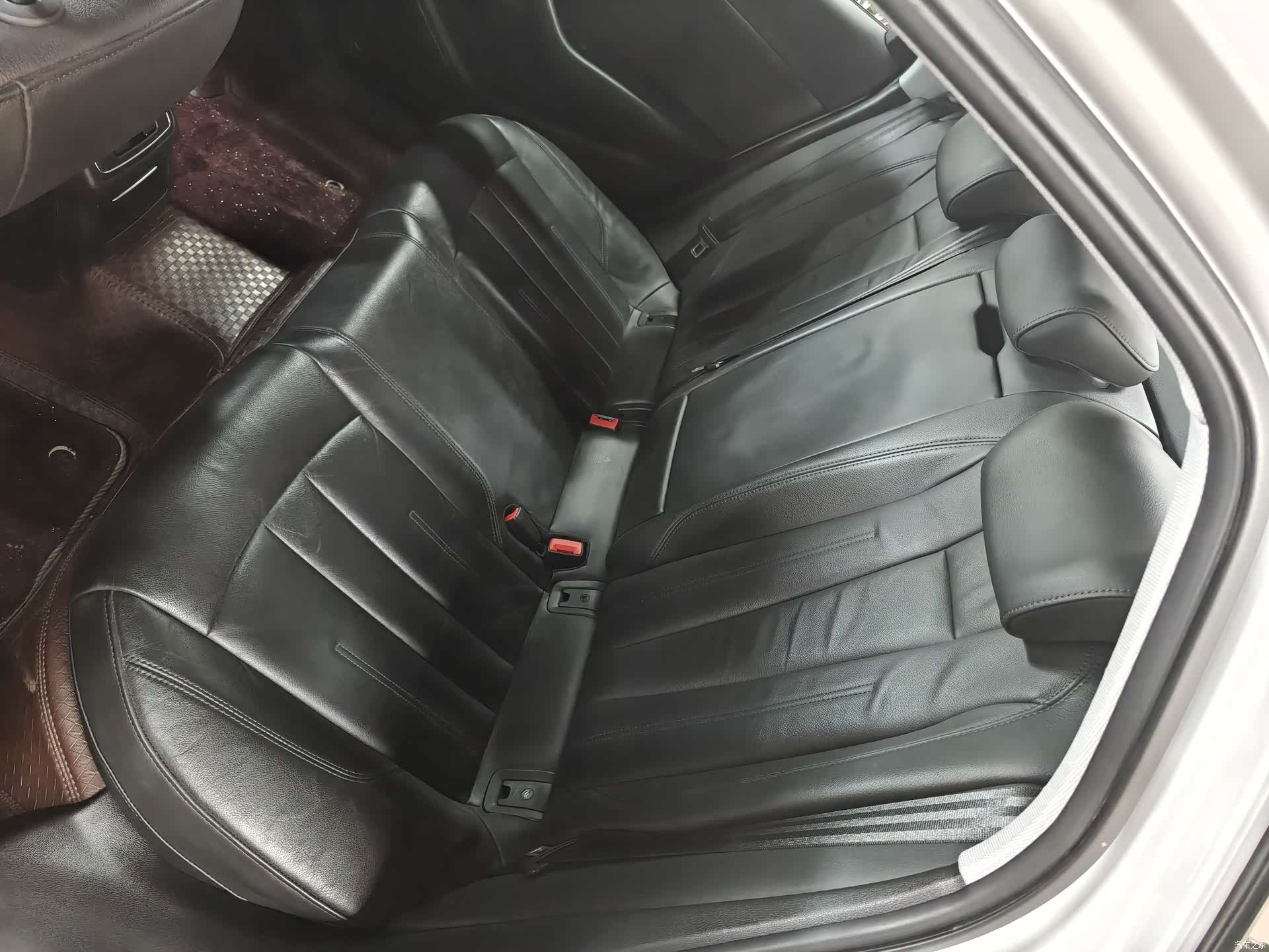 Audi A4L, 2019 18
