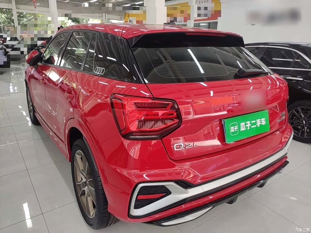 Audi Q2L, 2022 все фото