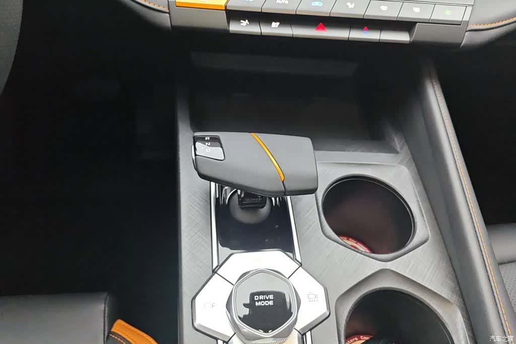 Changan UNI-V, 2024 16