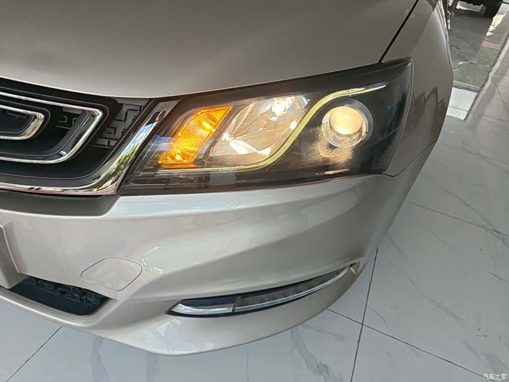 Geely Emgrand, 2017 24