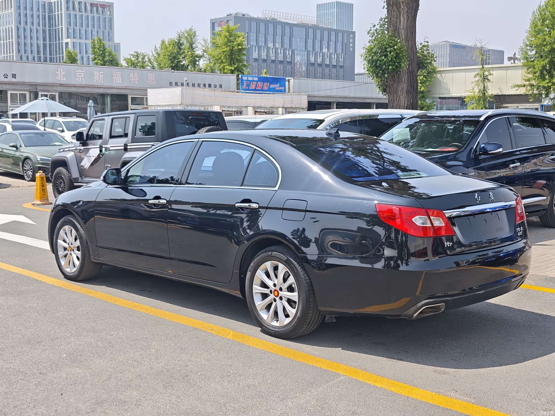 Hongqi H7, 2017 4