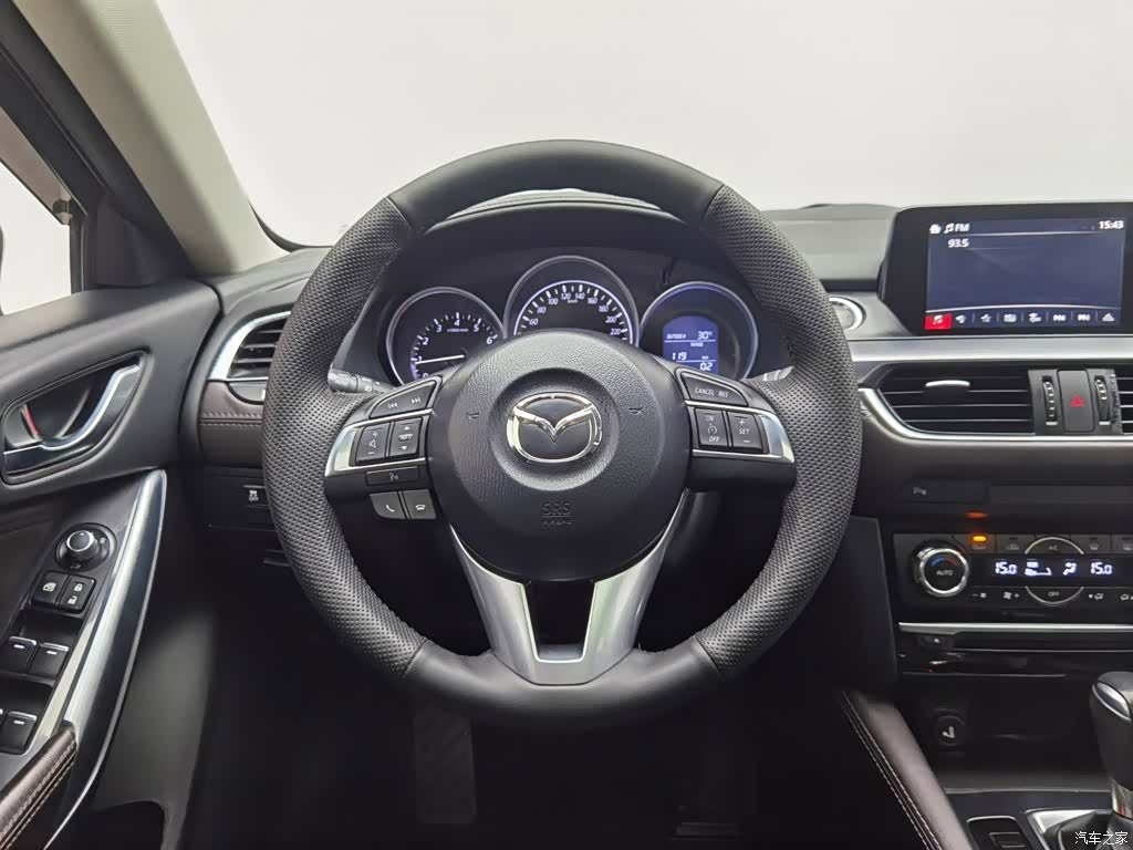 Mazda Atenza, 2016 11