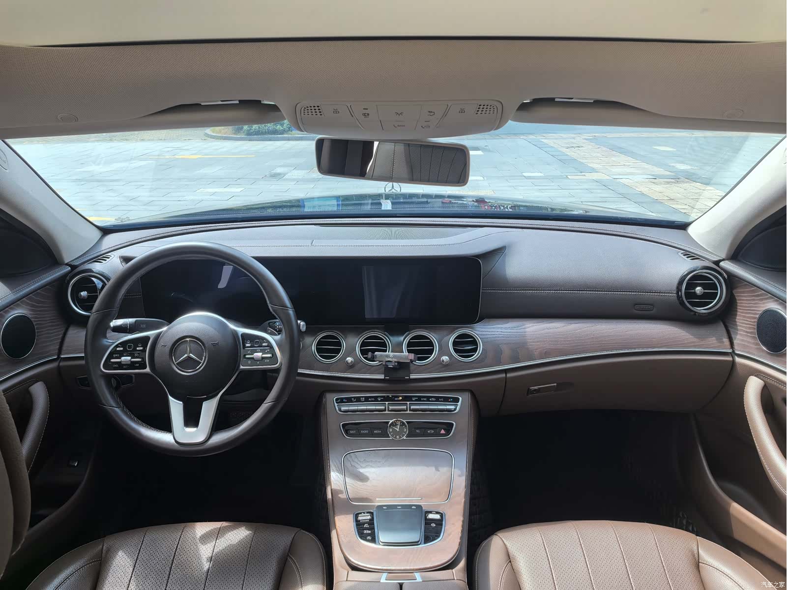 Mercedes-Benz E-Class, 2020 16