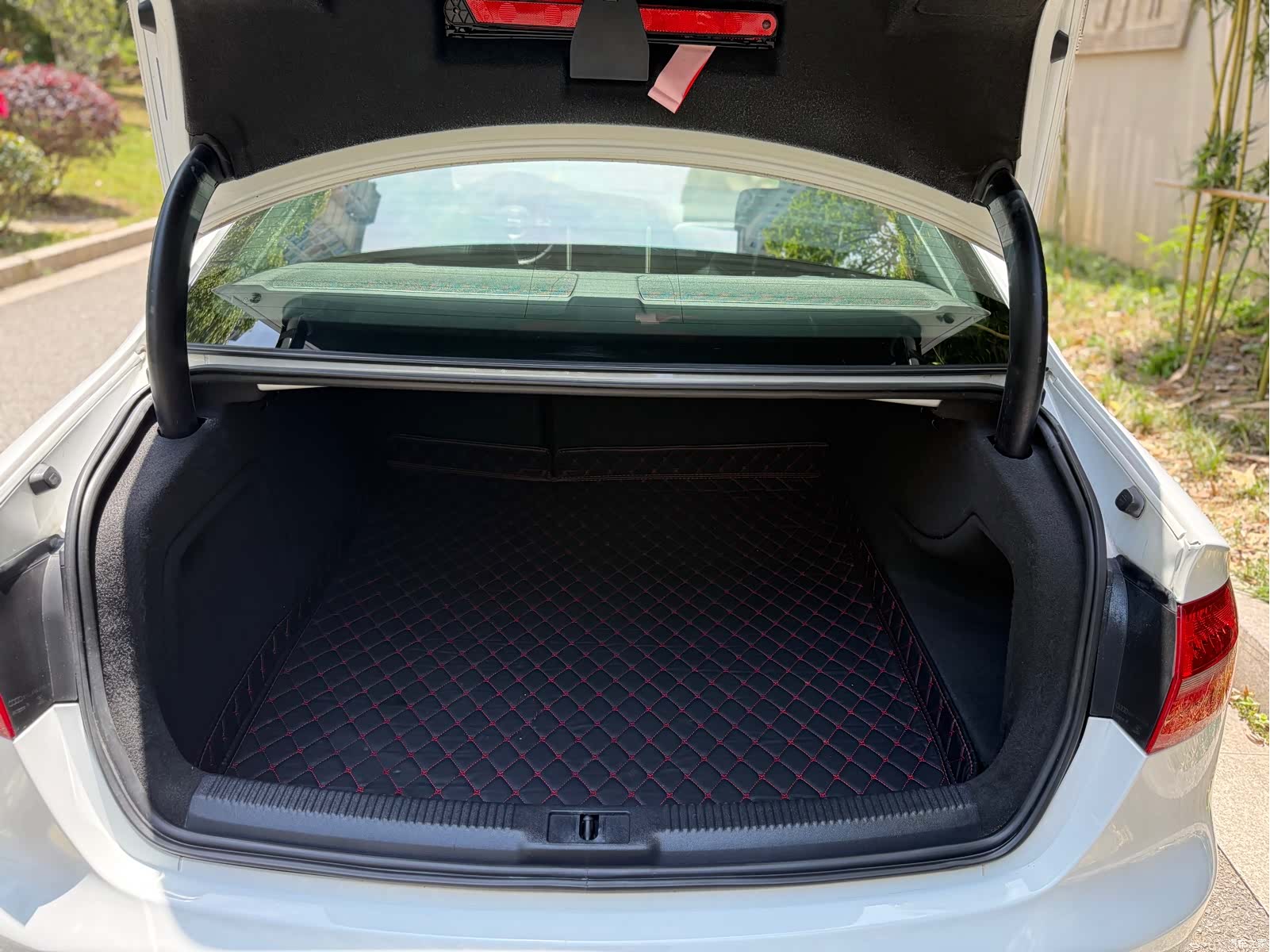 Audi A4L, 2016 13