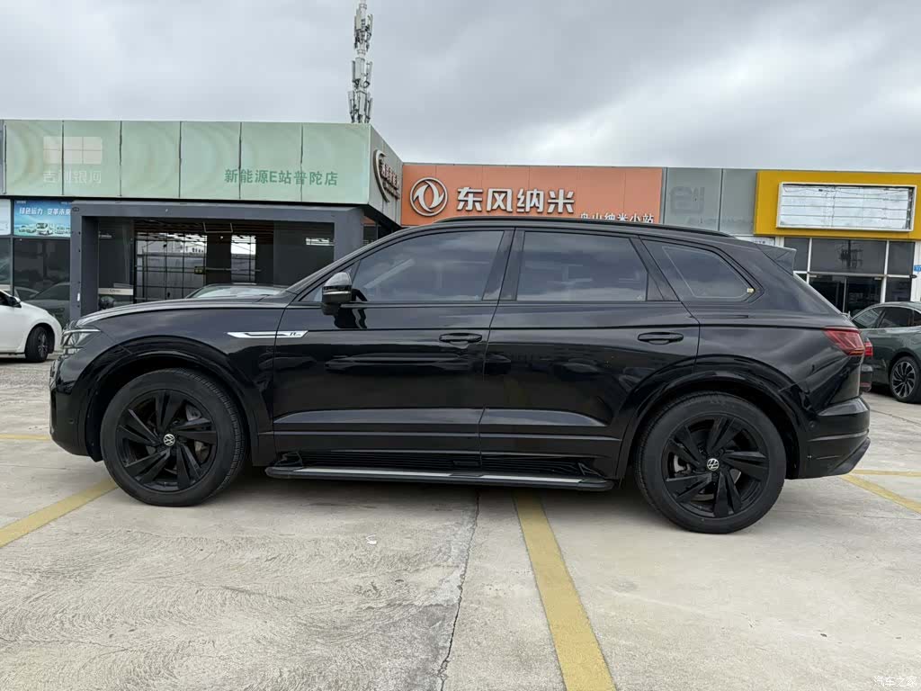 Volkswagen Touareg, 2021 4