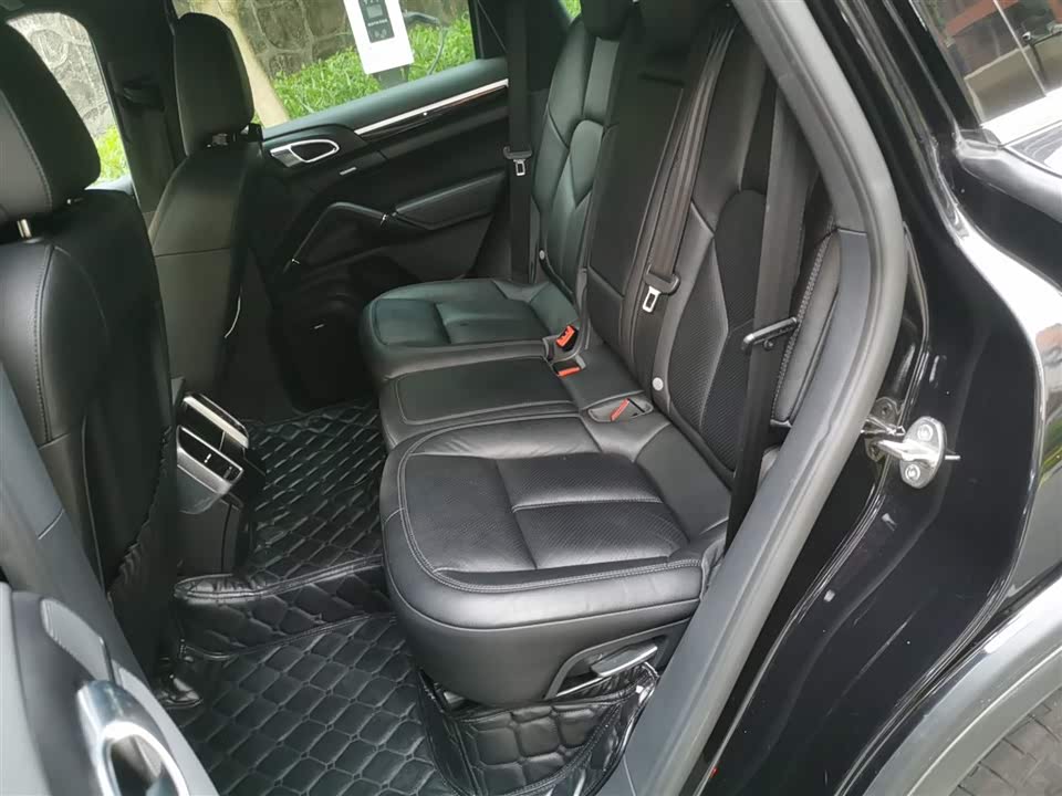 Porsche Cayenne Porsche Cayenne