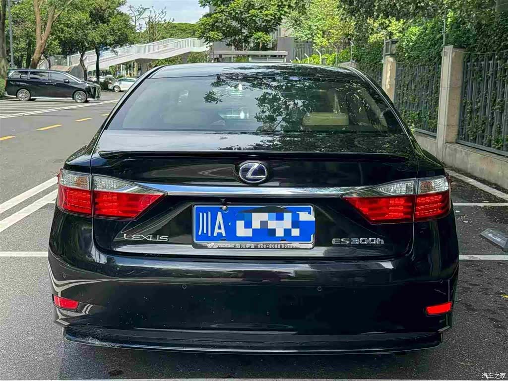 Lexus ES, 2013 все фото