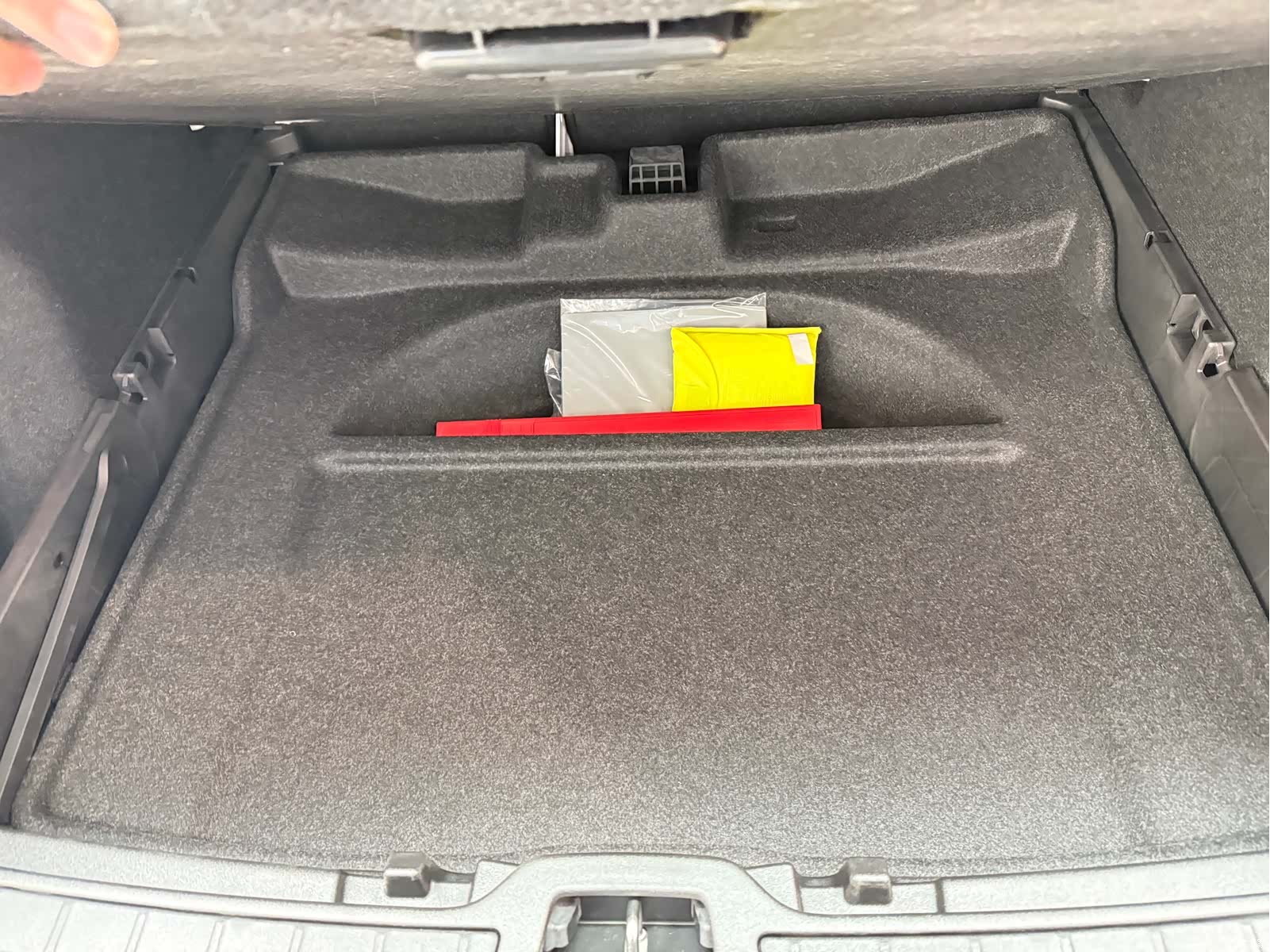 Volvo XC40, 2025 15