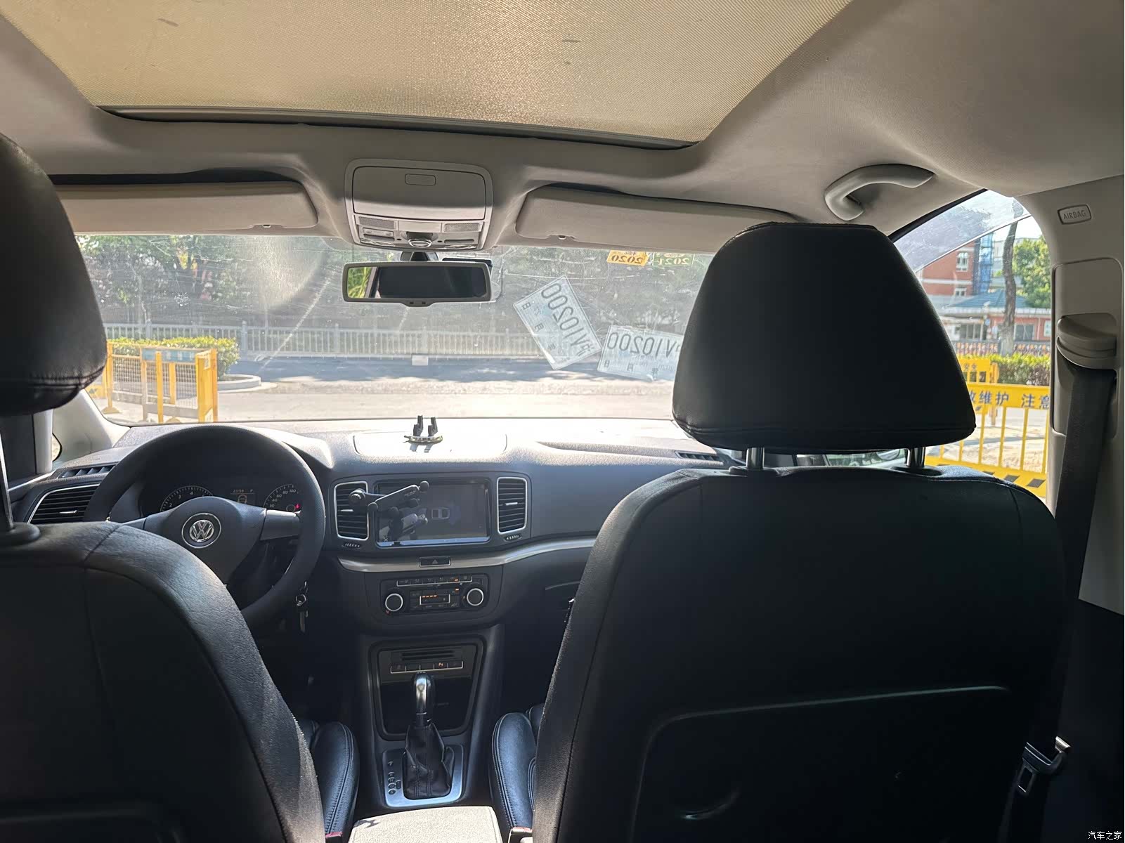 Volkswagen Xia, 2012 14