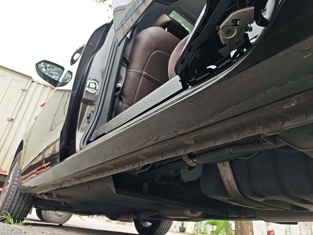 Buick GL8, 2021 21