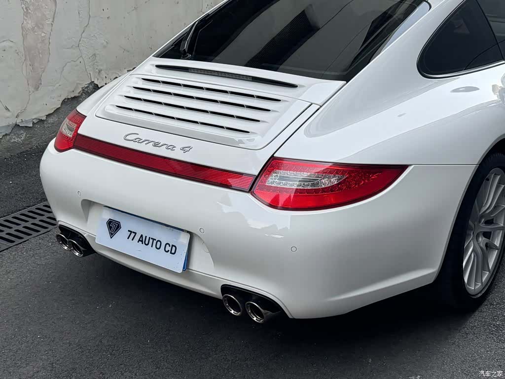 Porsche 911, 2011 8