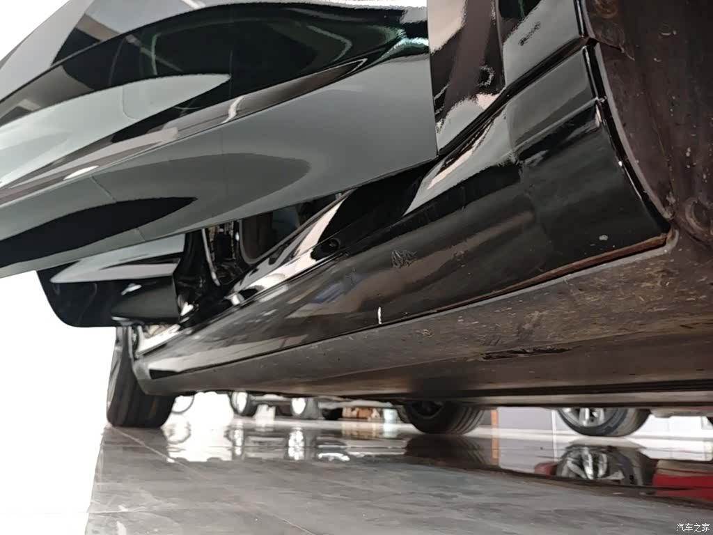 Tesla Model 3, 2024 21