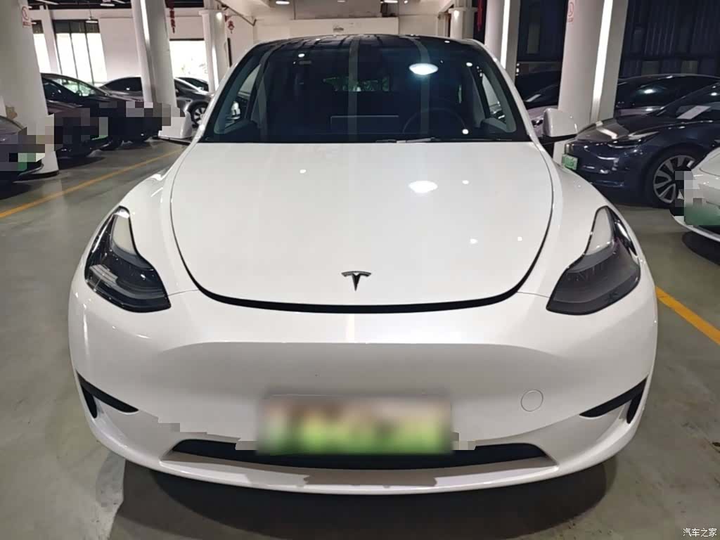 Tesla Model Y, 2024 3