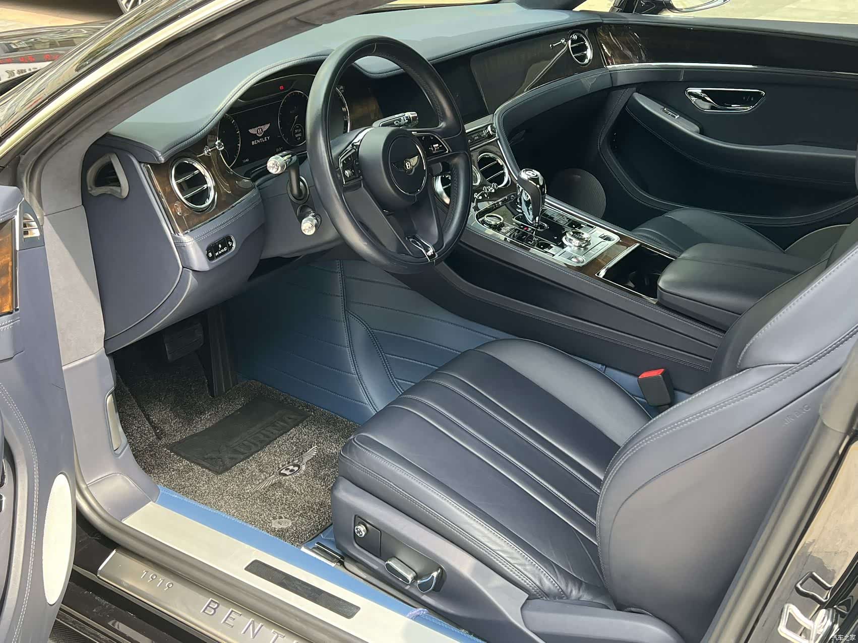 Bentley Continental GT, 2019 7
