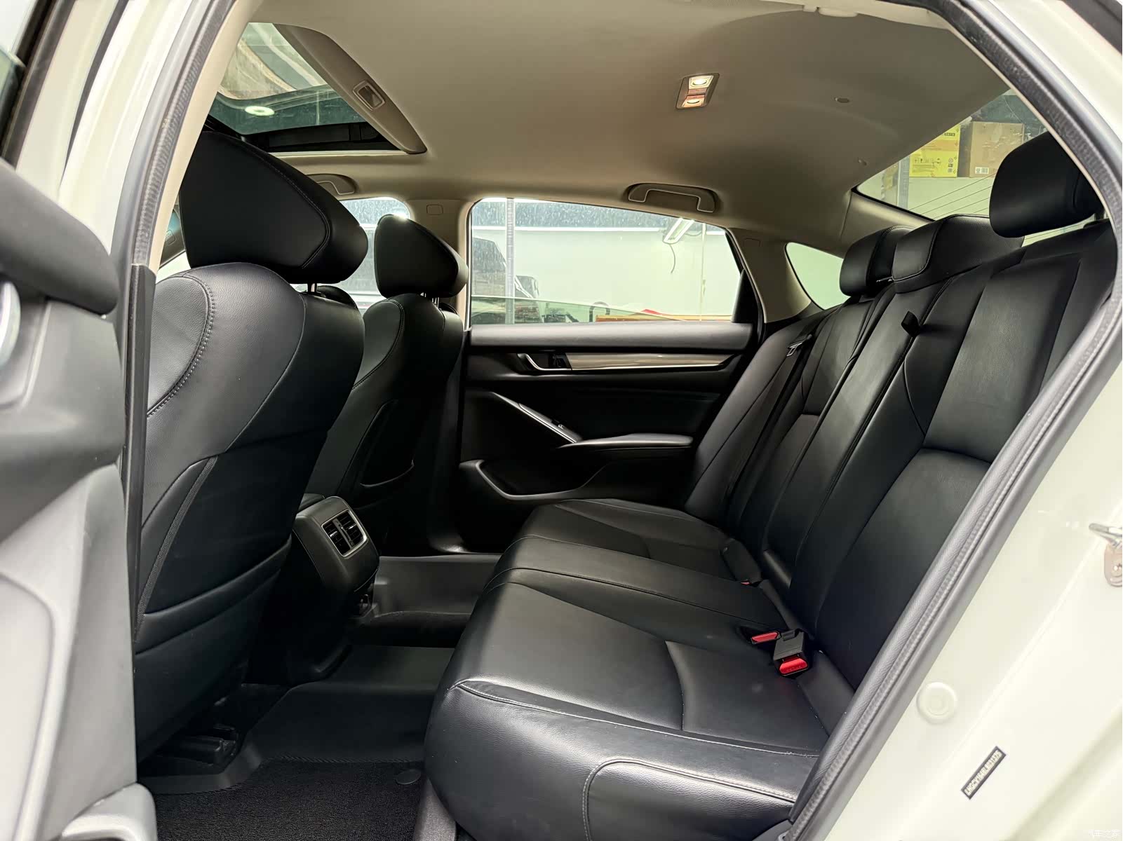 Honda Accord, 2019 13