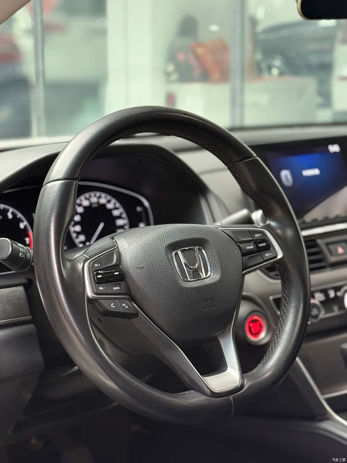 Honda Accord, 2019 11
