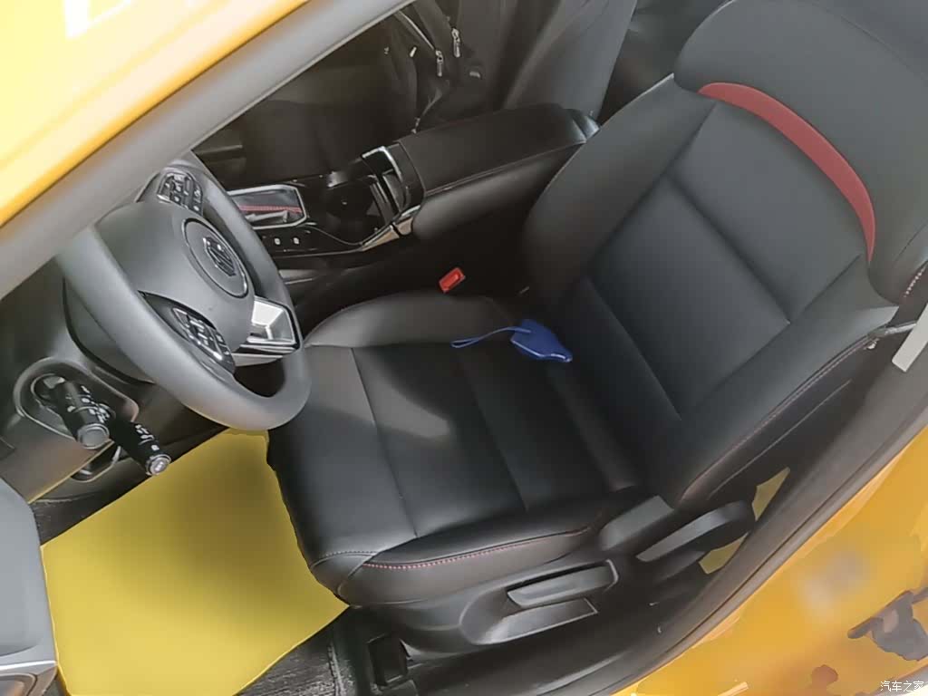 MG MG5, 2022 15