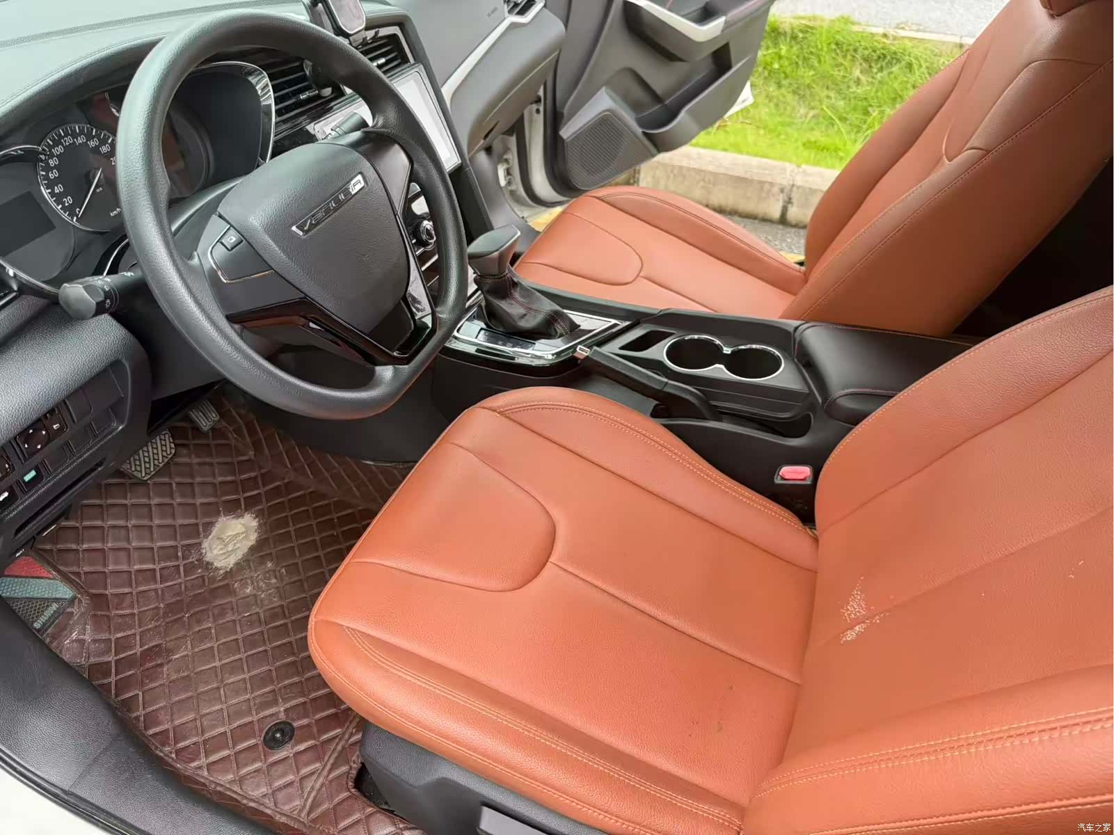 Nissan D60, 2018 все фото