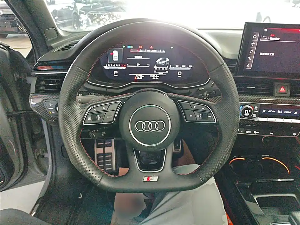 Audi S4