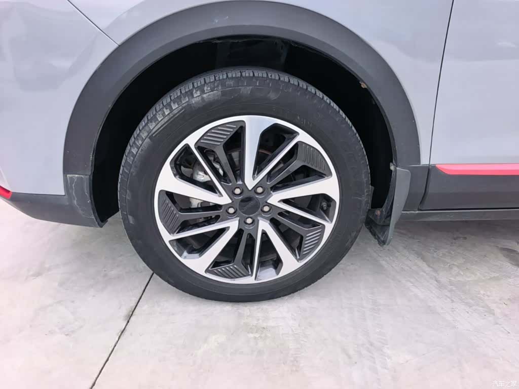 DongFeng AX7, 2022 23