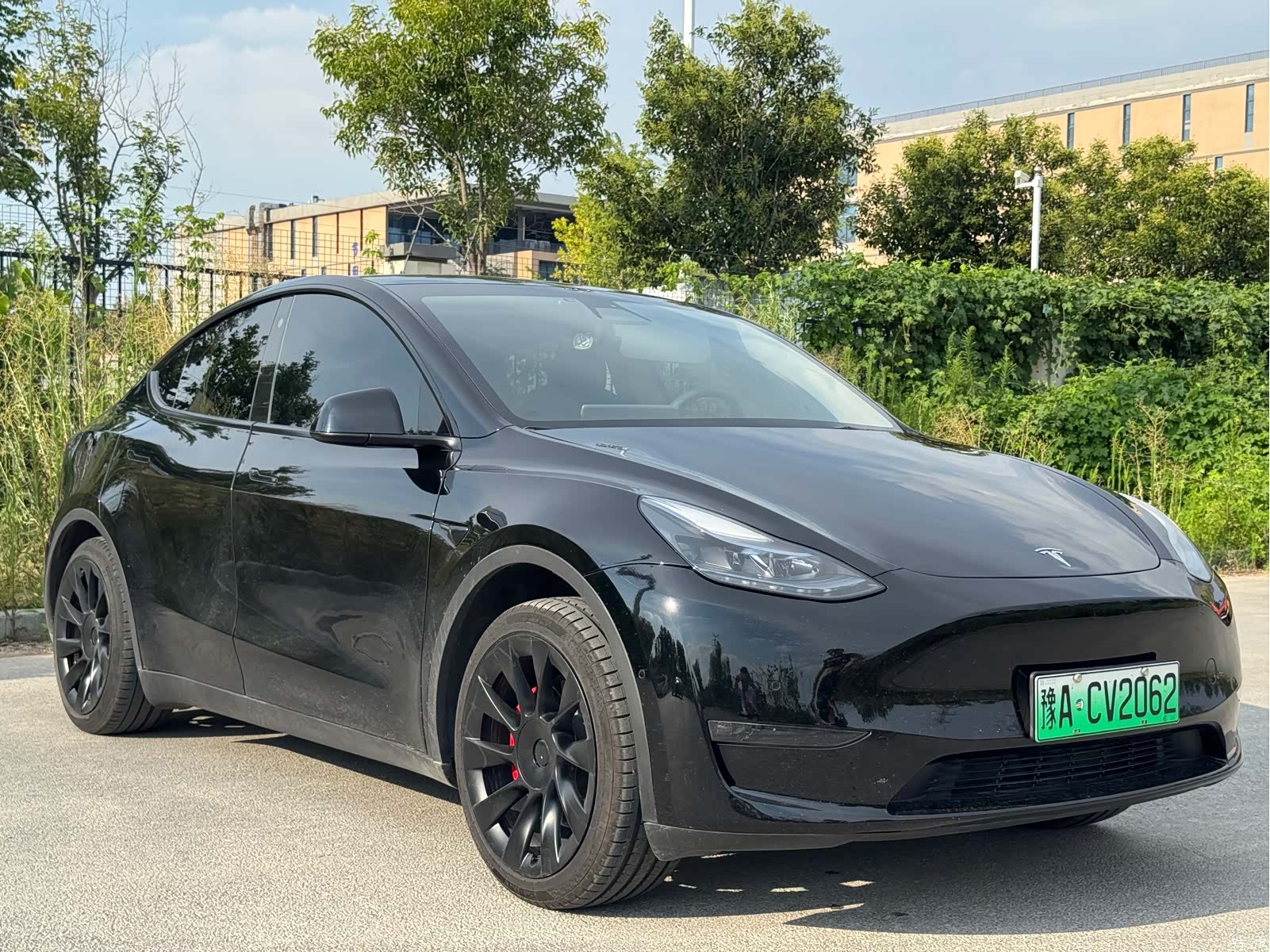 Tesla Model Y, 2021 3