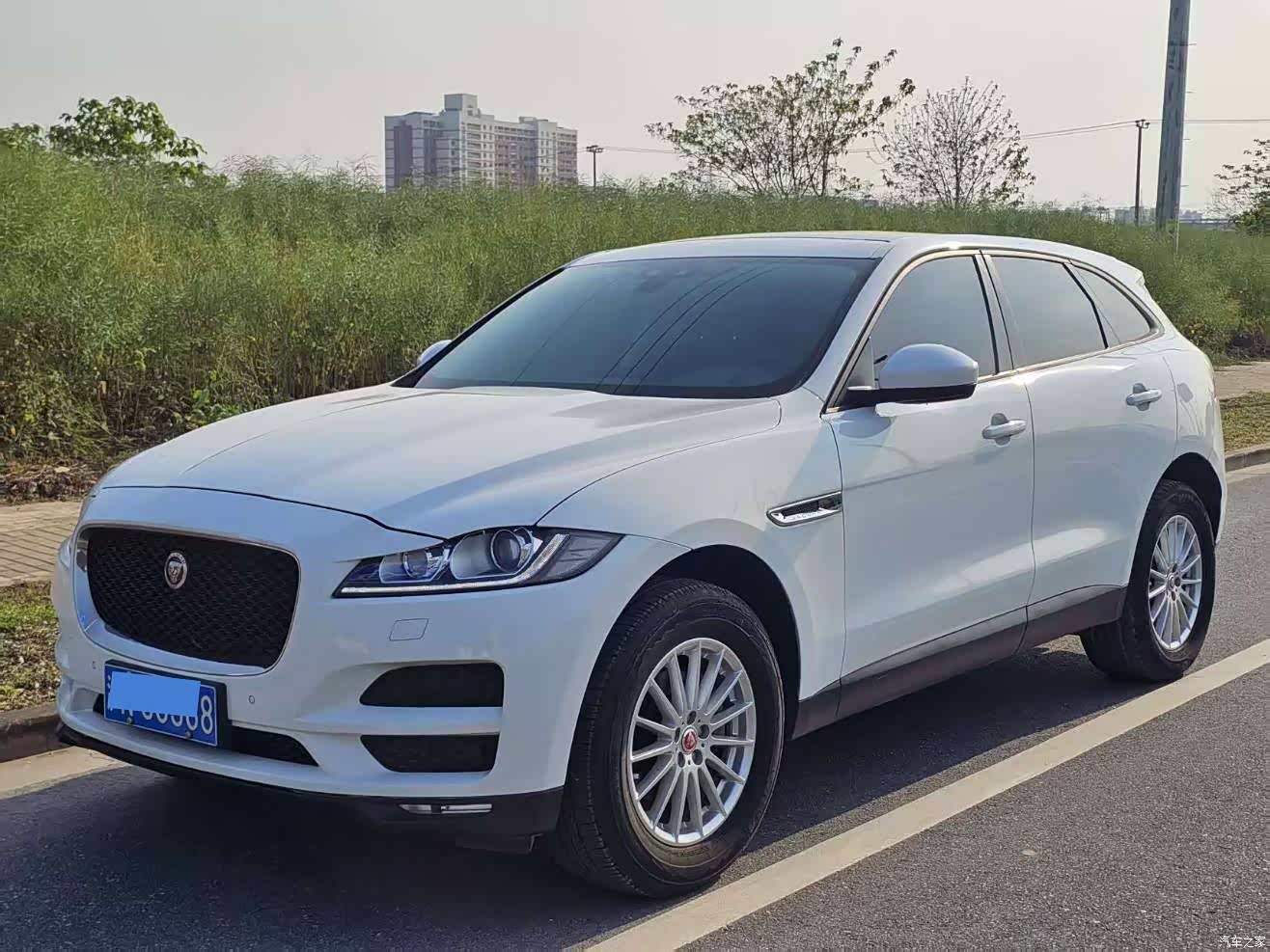 Jaguar F-PACE, 2018 2