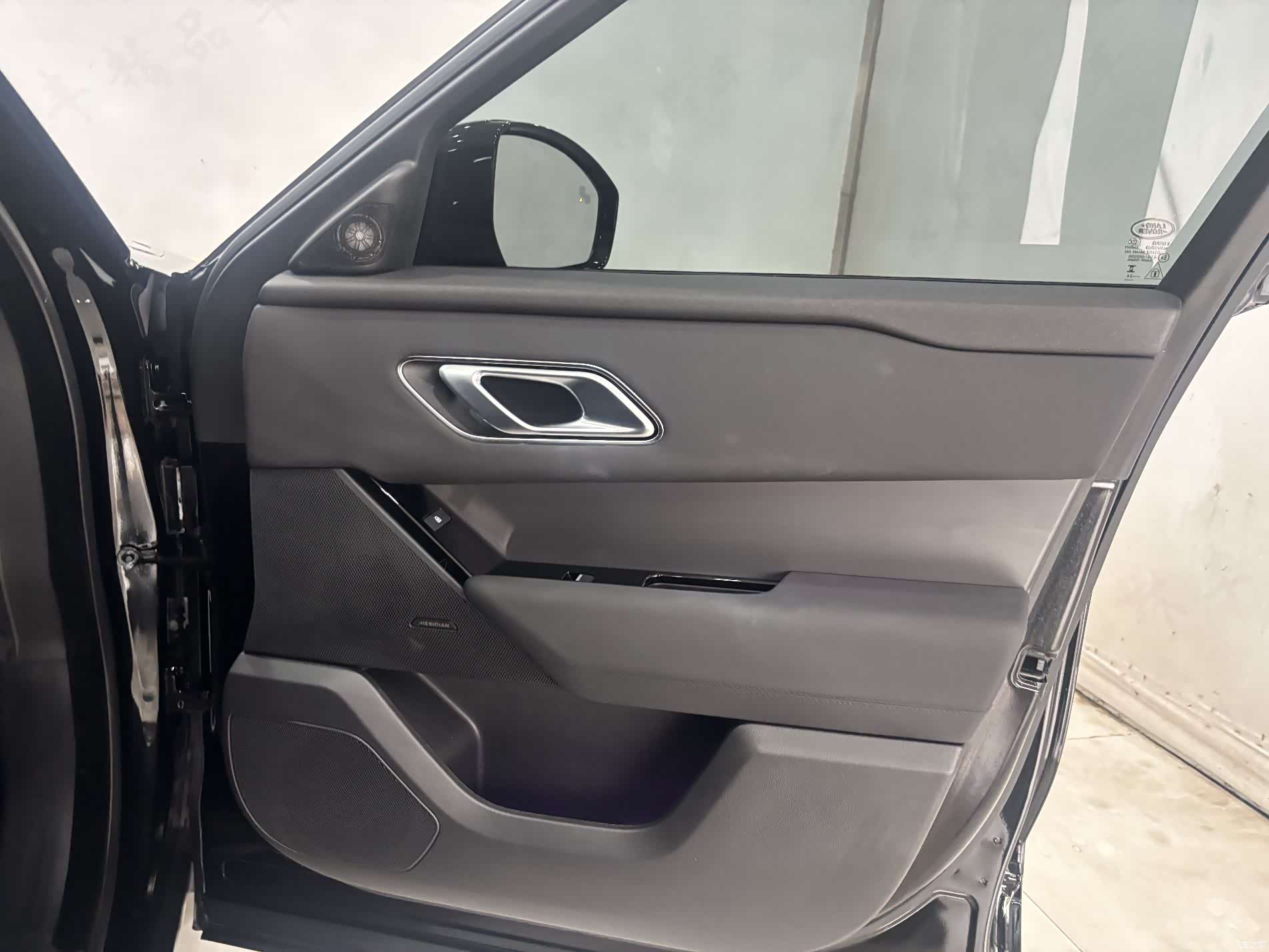Land Rover Range Rover, 2024 25
