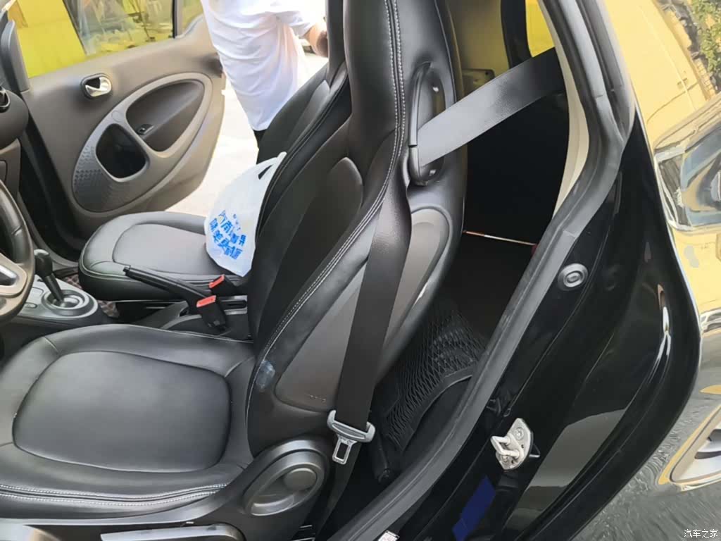 Smart Fortwo, 2019 17