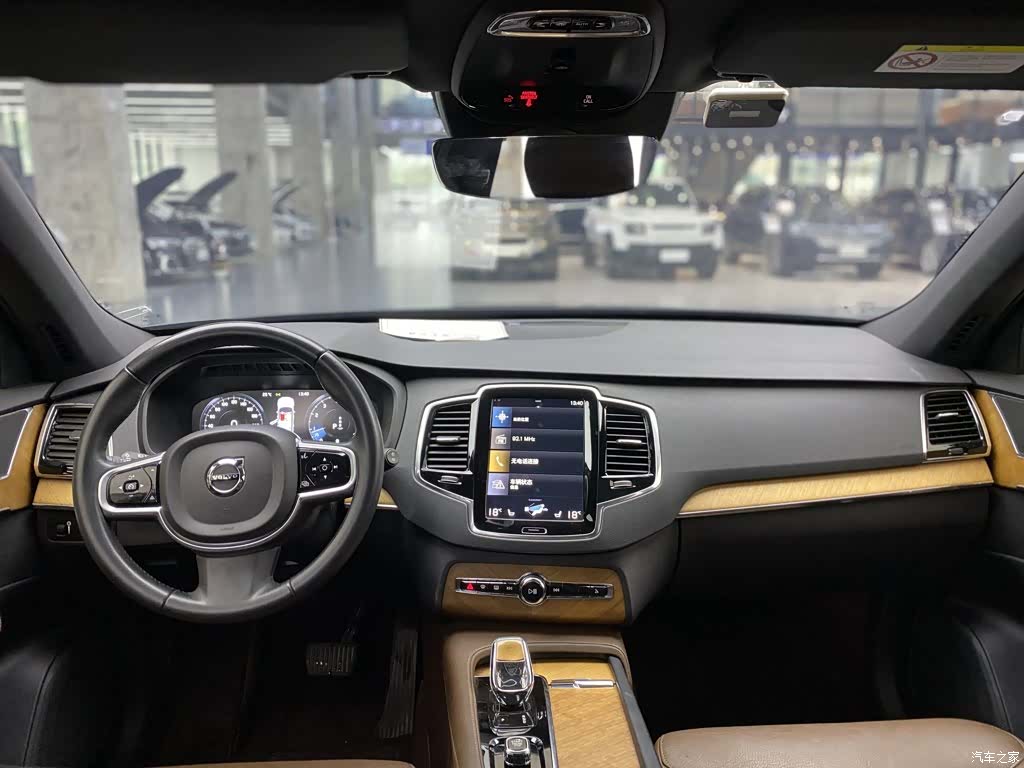 Volvo XC90, 2021 все фото