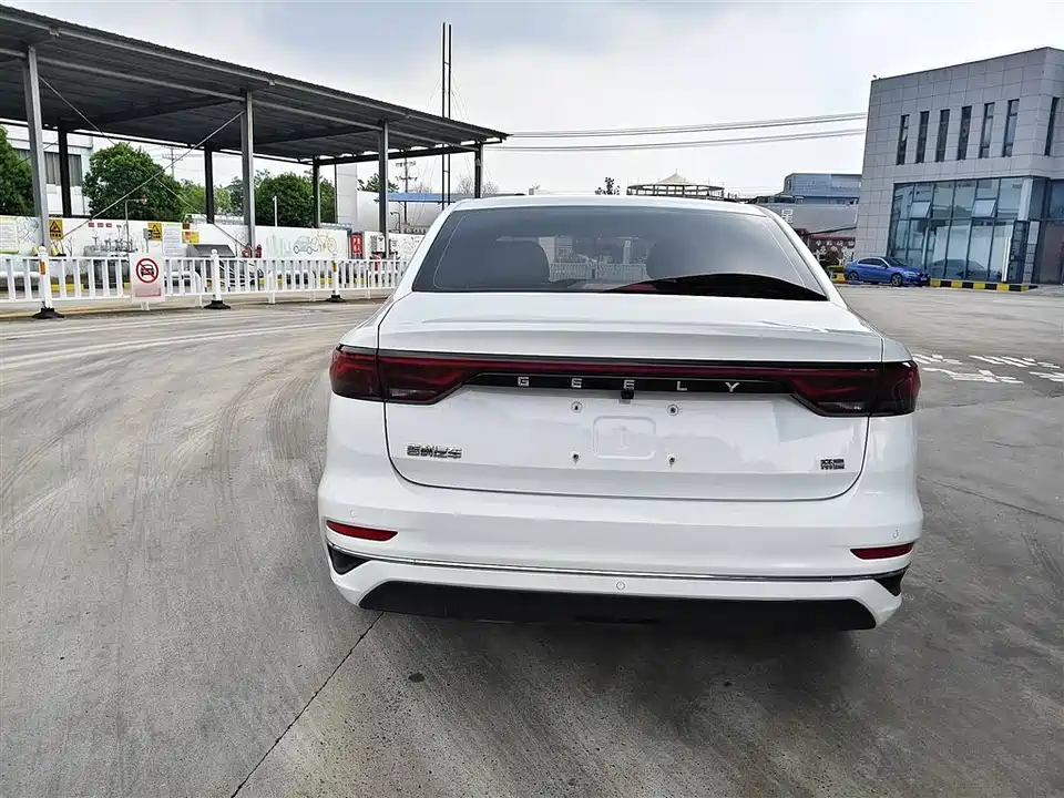 Geely Emgrand