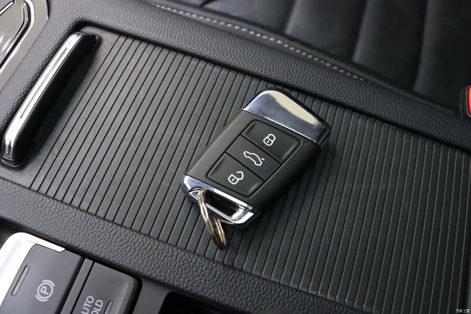 Volkswagen CC, 2021 17