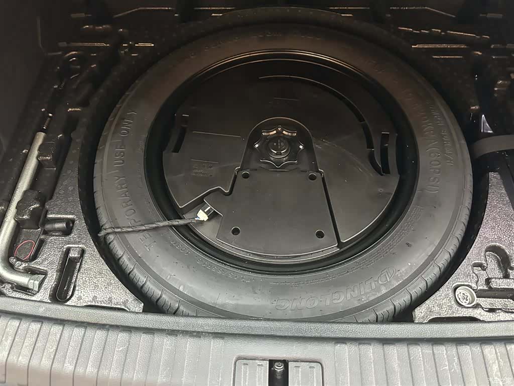 Audi Q3, 2022 11