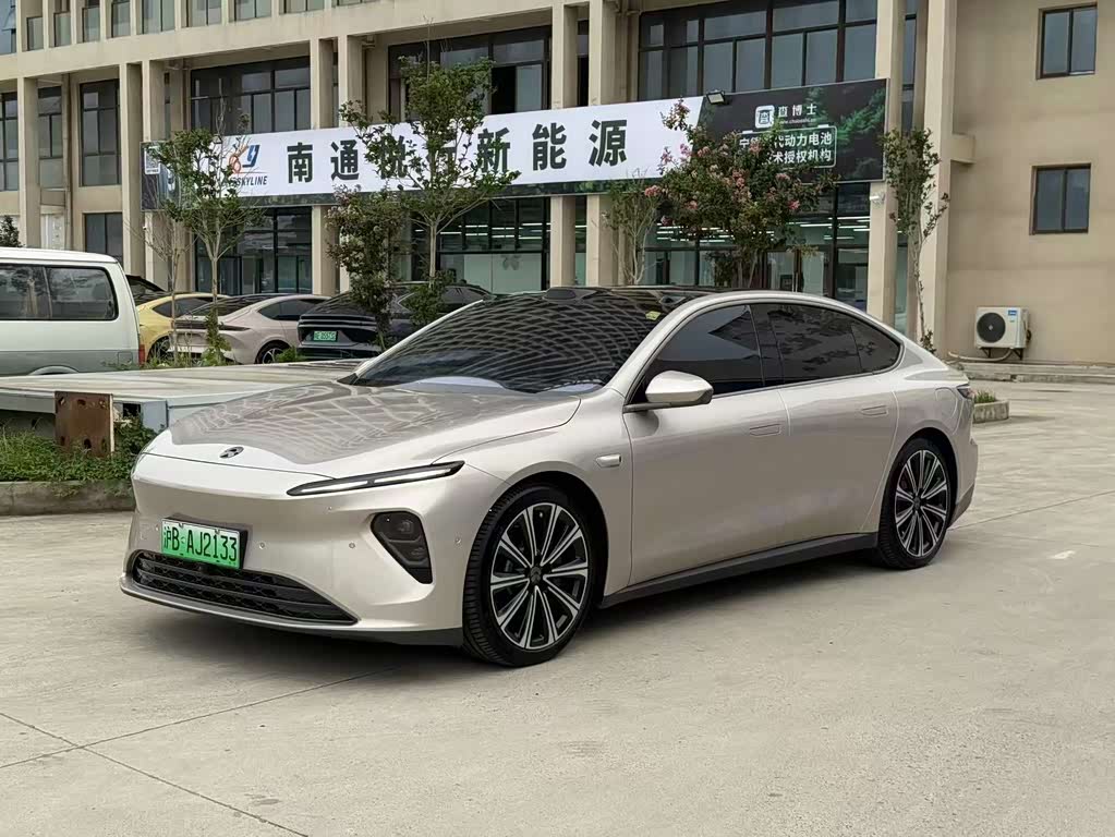 NIO ET7